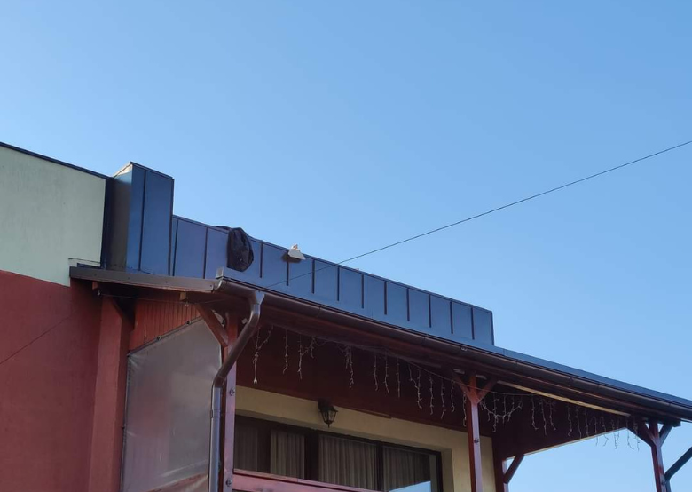 Reparatii acoperisuri rapide, firma autorizata.