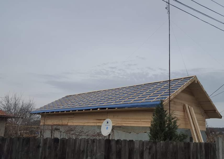 Reparatii acoperisuri rapide, firma autorizata.